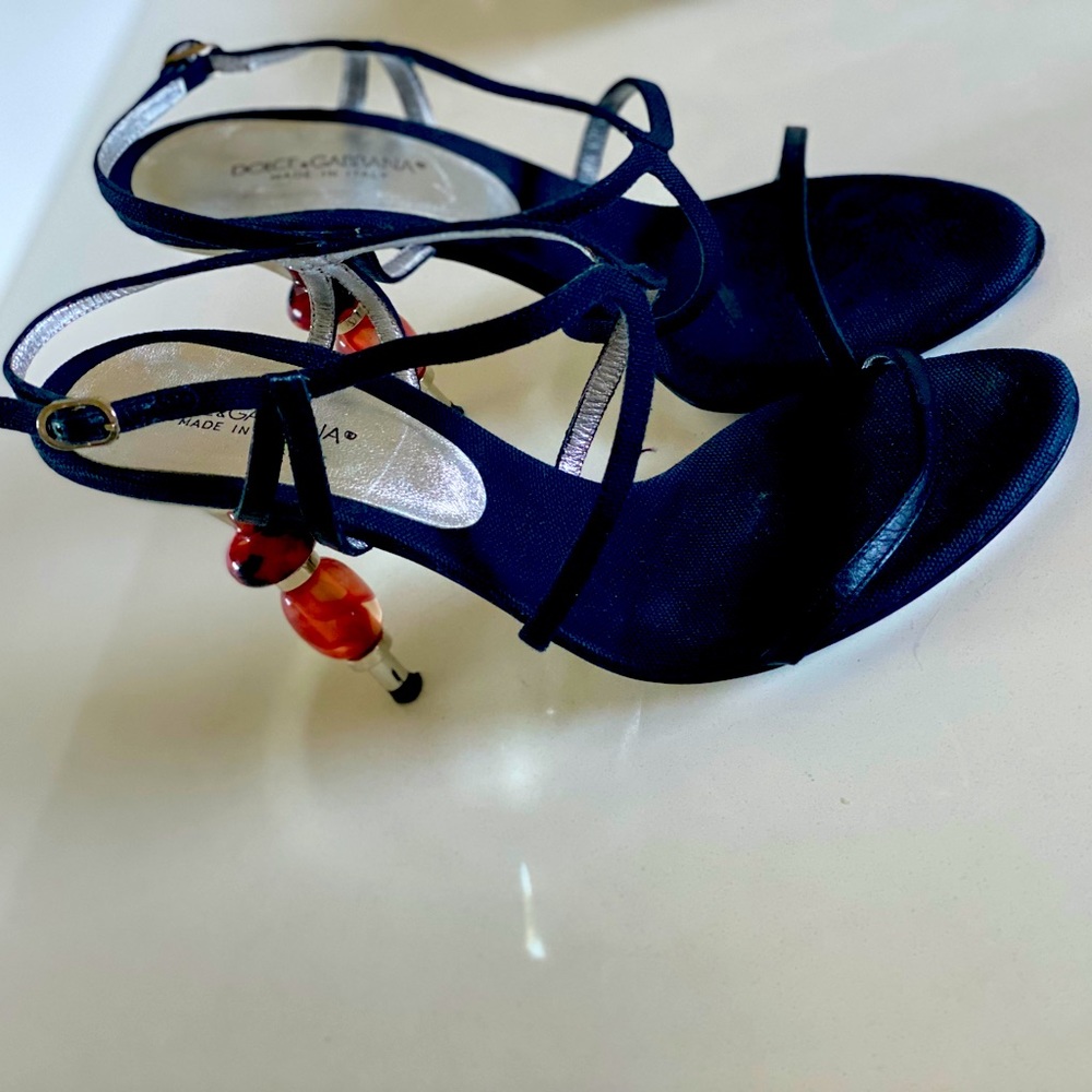 Dolce & Gabbana EUC Black Embellished Stiletto